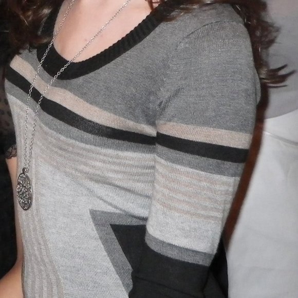 SSX Grey Black Tan Geometric Sweater Dress - Picture 3 of 3